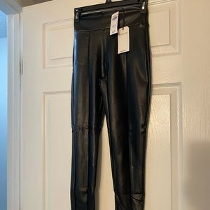 NWT Abercrombie & Fitch Vegan Leather Leggings